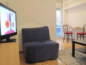 Apartamentos Madrid Hortaleza מראה חיצוני תמונה